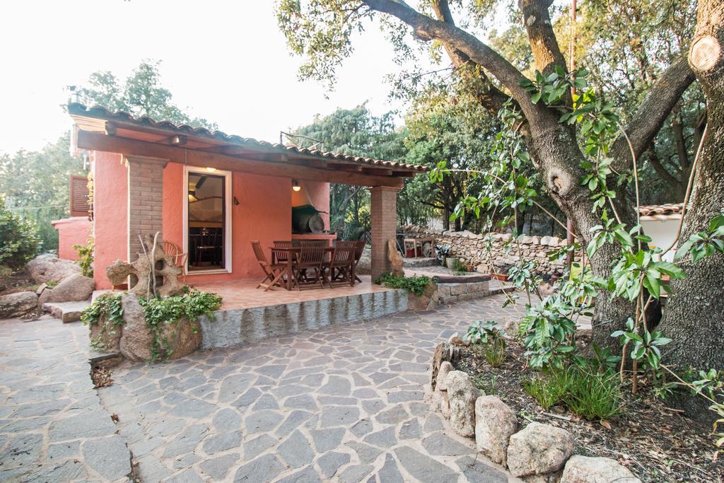 Casa Vacanze San Pantaleo Villa Exterior foto